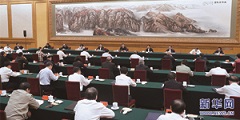  习近平主持召开教育文化卫生体育领域专家代表座谈会强调  全面推进教育文化卫生体育事业发展 不断增强人民群众获得感幸福感安全感